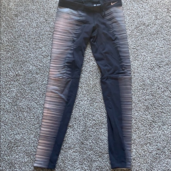Nike Pants - Nike Reflective Leggins